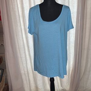 Lularoe blue shirt sized medium